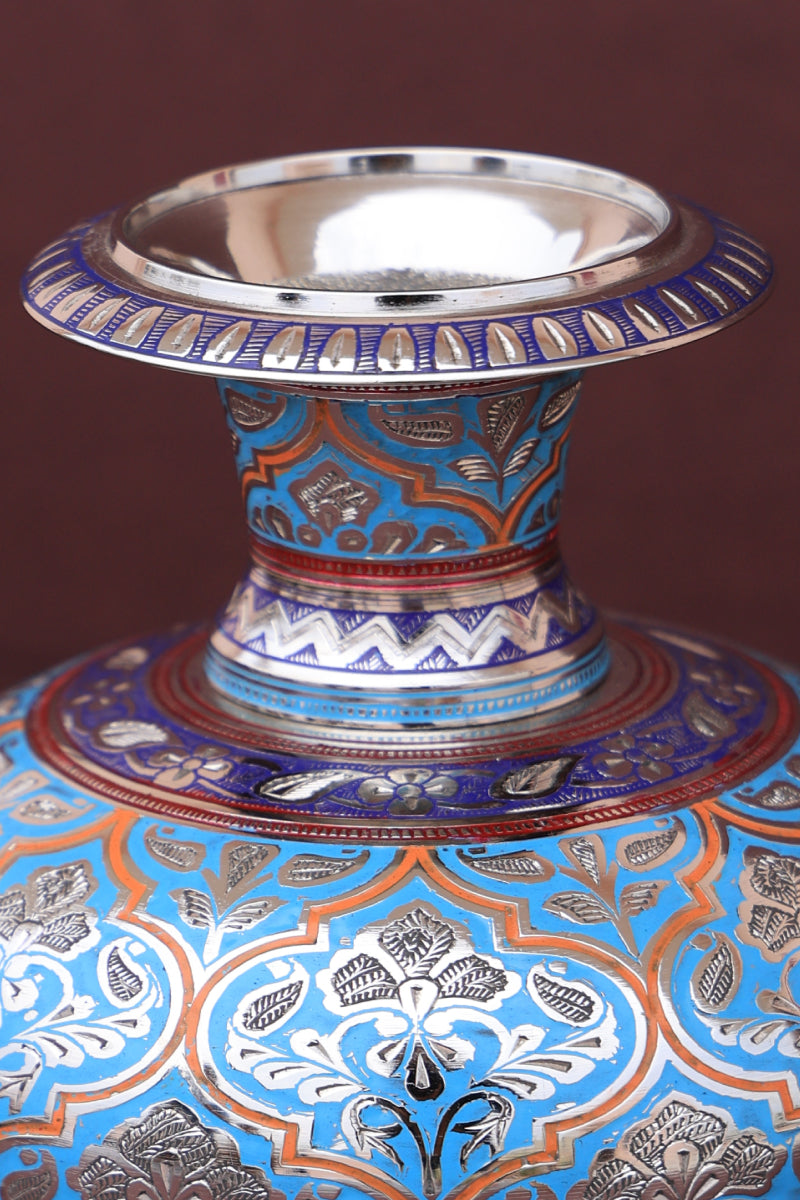 Aqua blue marodi guldaan vase