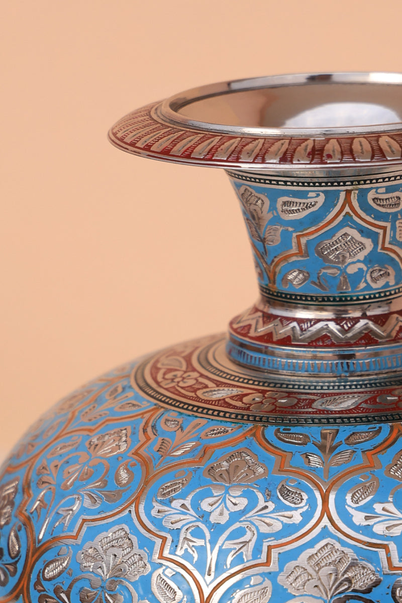 Aqua blue marodi guldaan vase