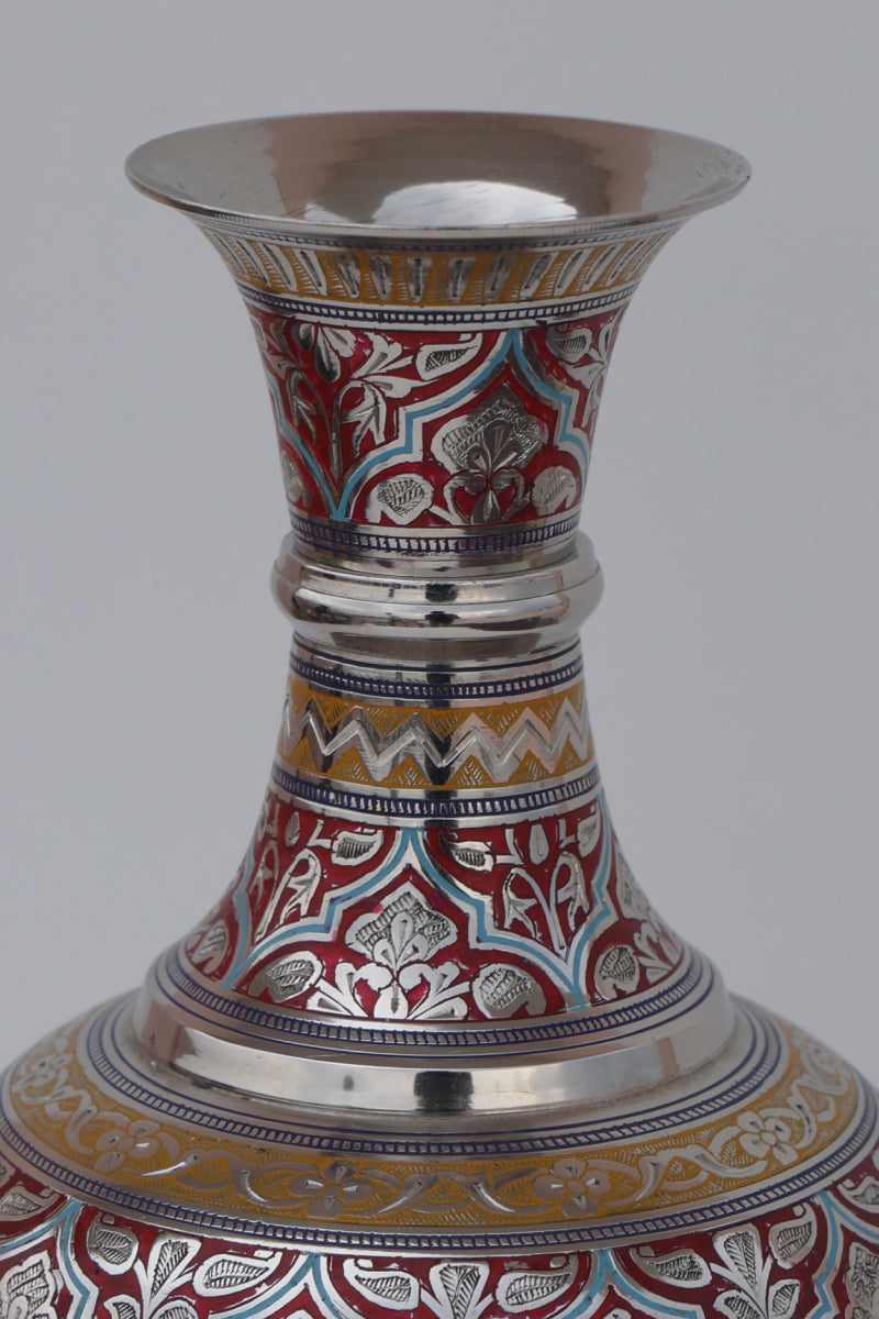 Crimson red marodi surai vase
