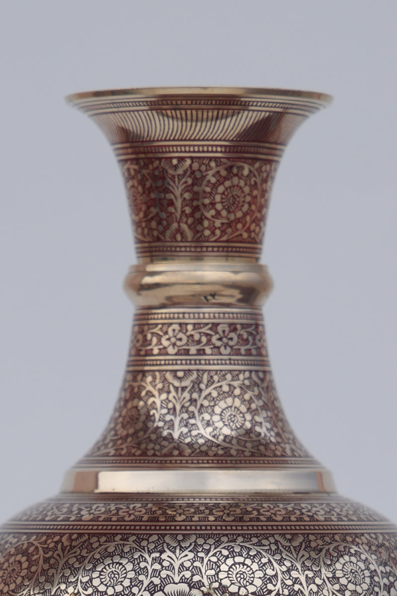 Darmiyani Red Marodi Surai Vase