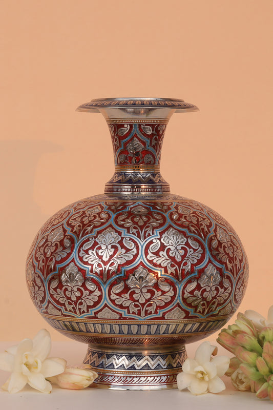 Crimson red marodi guldaan vase