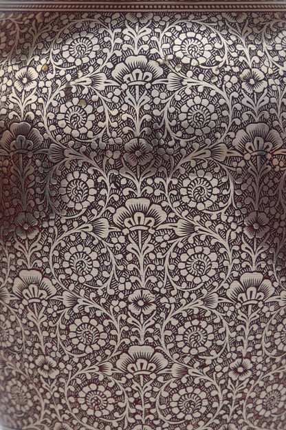 Darmiyani Red Marodi Surai Vase